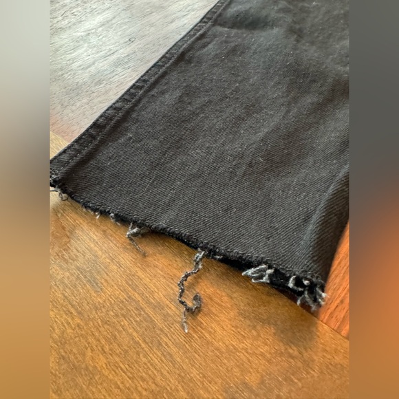 Hollister Black Ankle Jeans - Picture 6 of 6